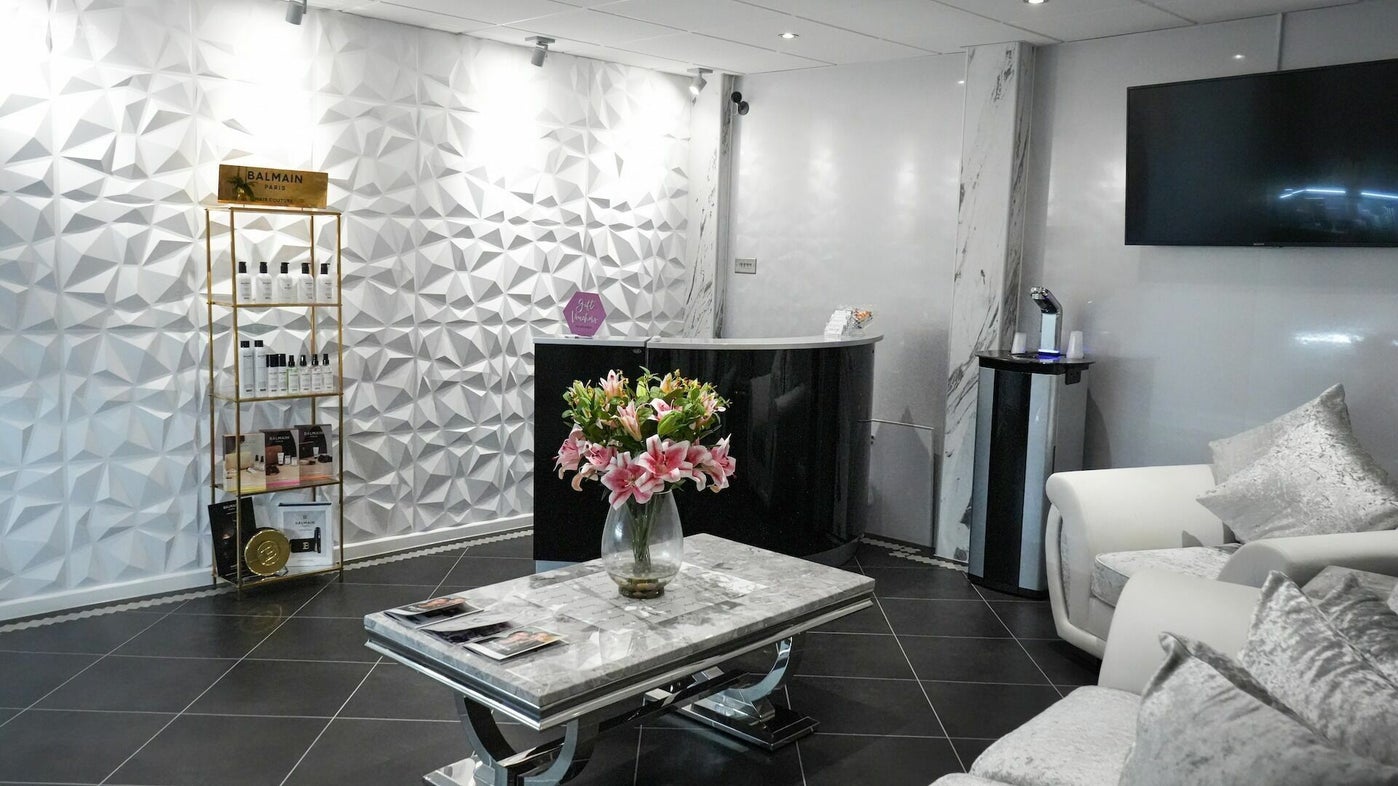 Relaxation lounge at Bright Smiles Beauty